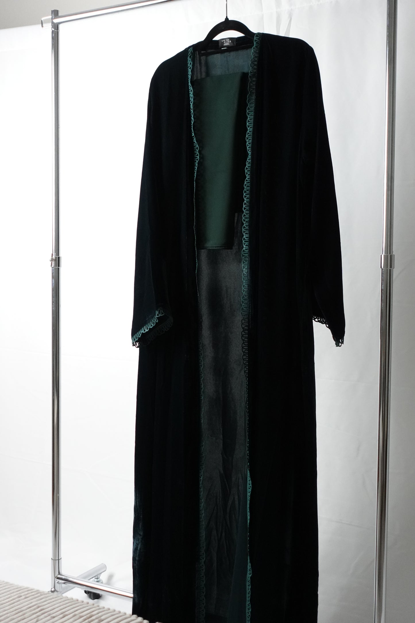 Velvet open abaya “dark green”
