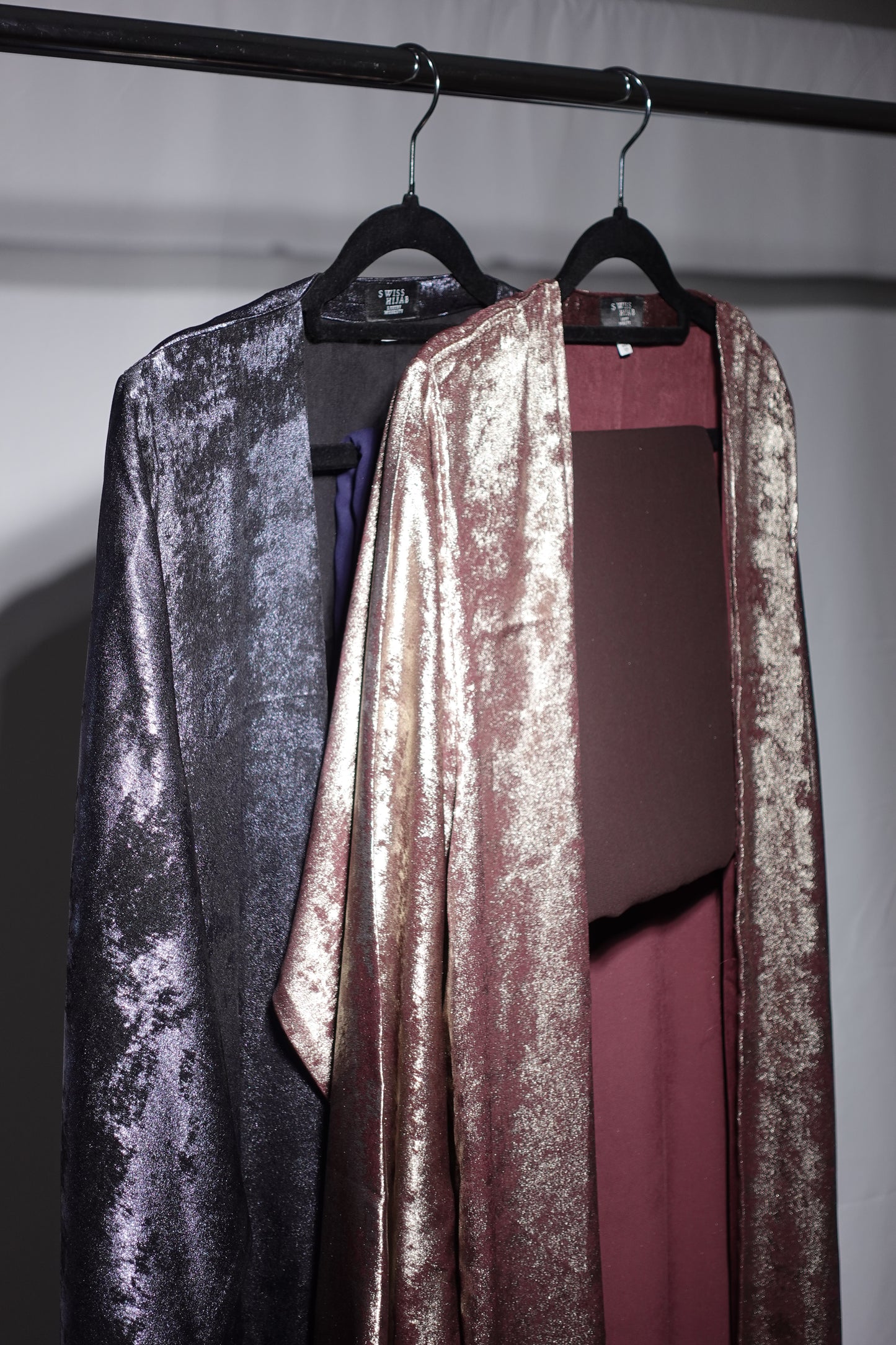 Metallic open Abaya with hijab - burgundy