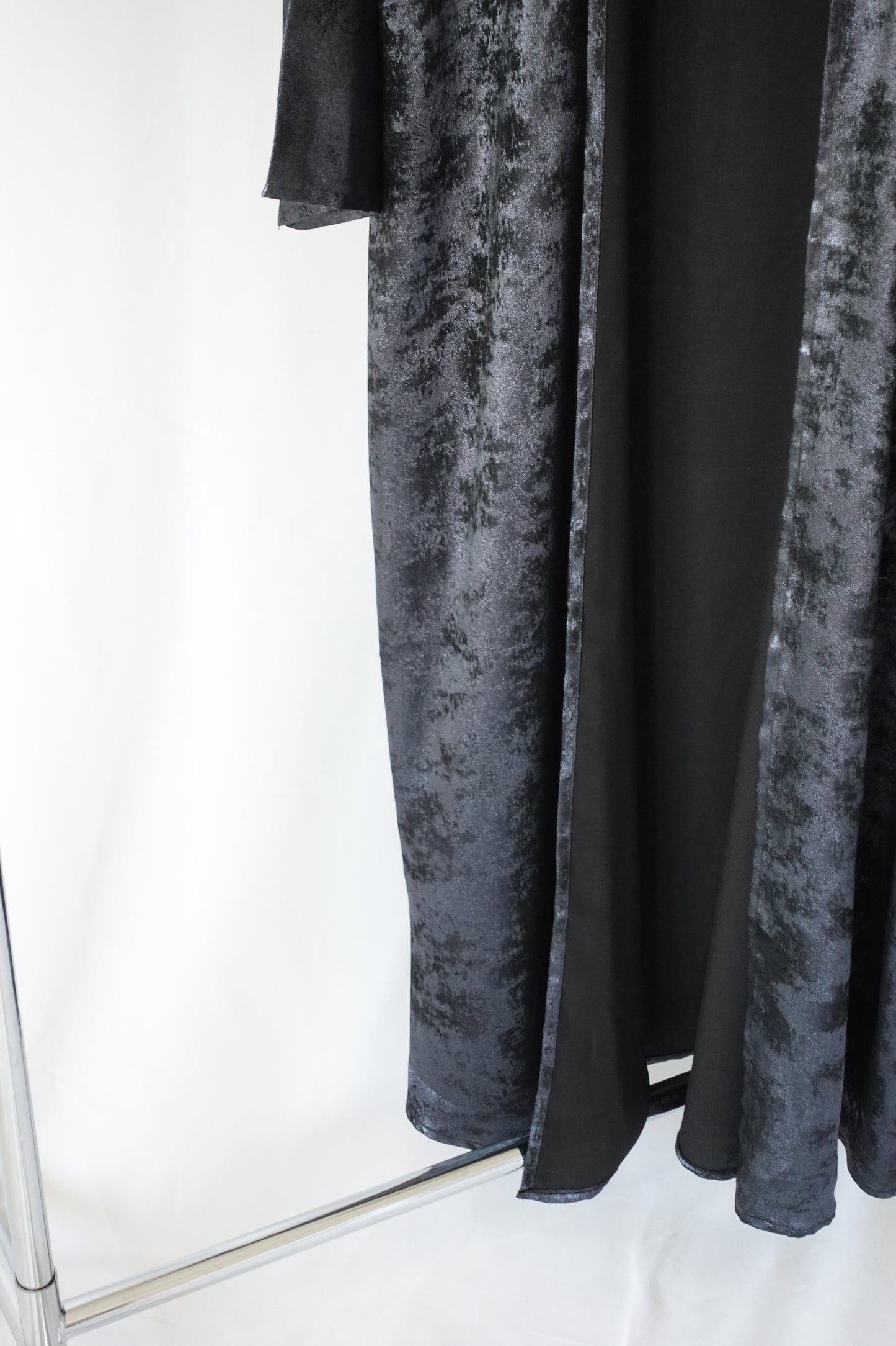 Metallic open Abaya with hijab