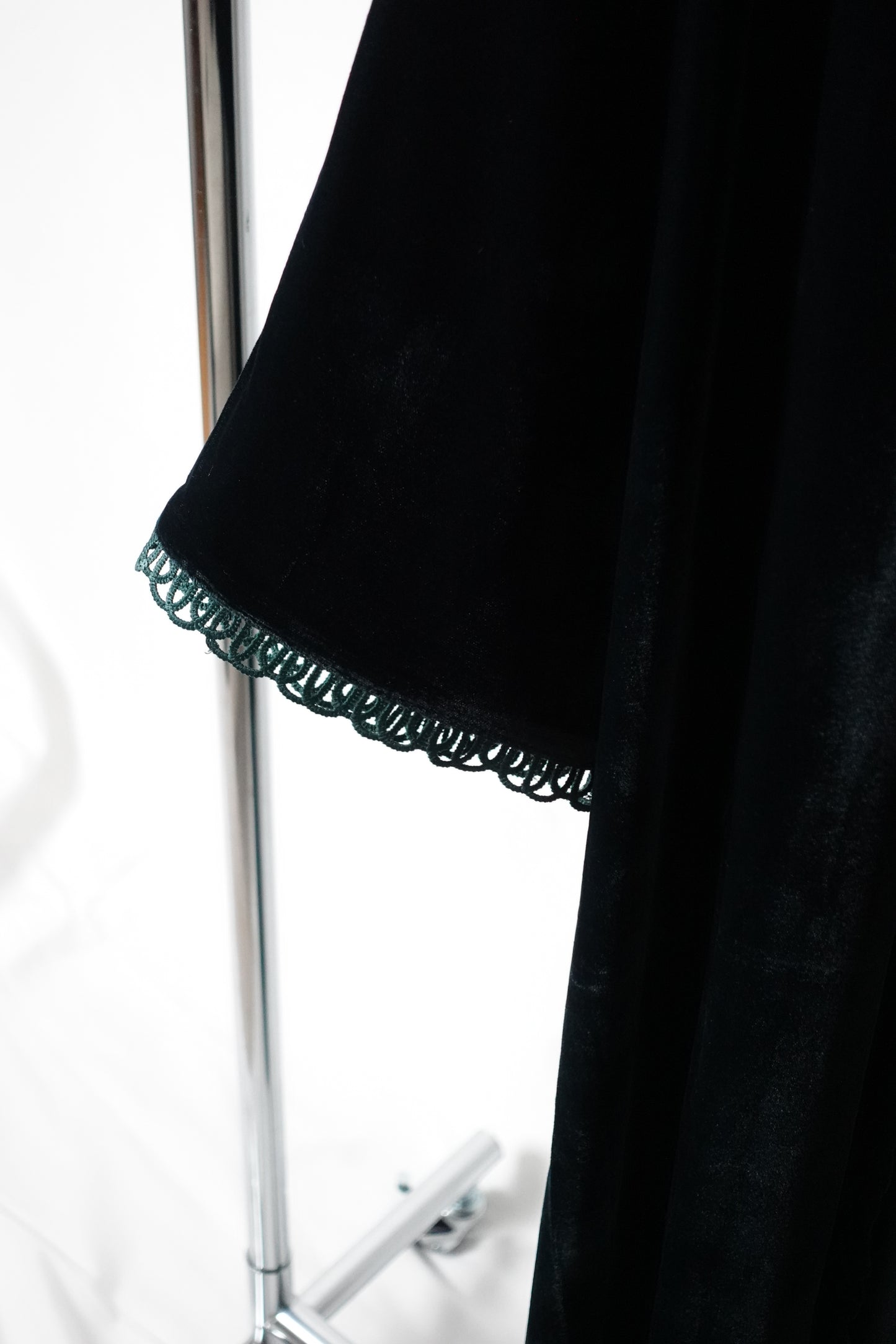 Velvet open abaya “dark green”