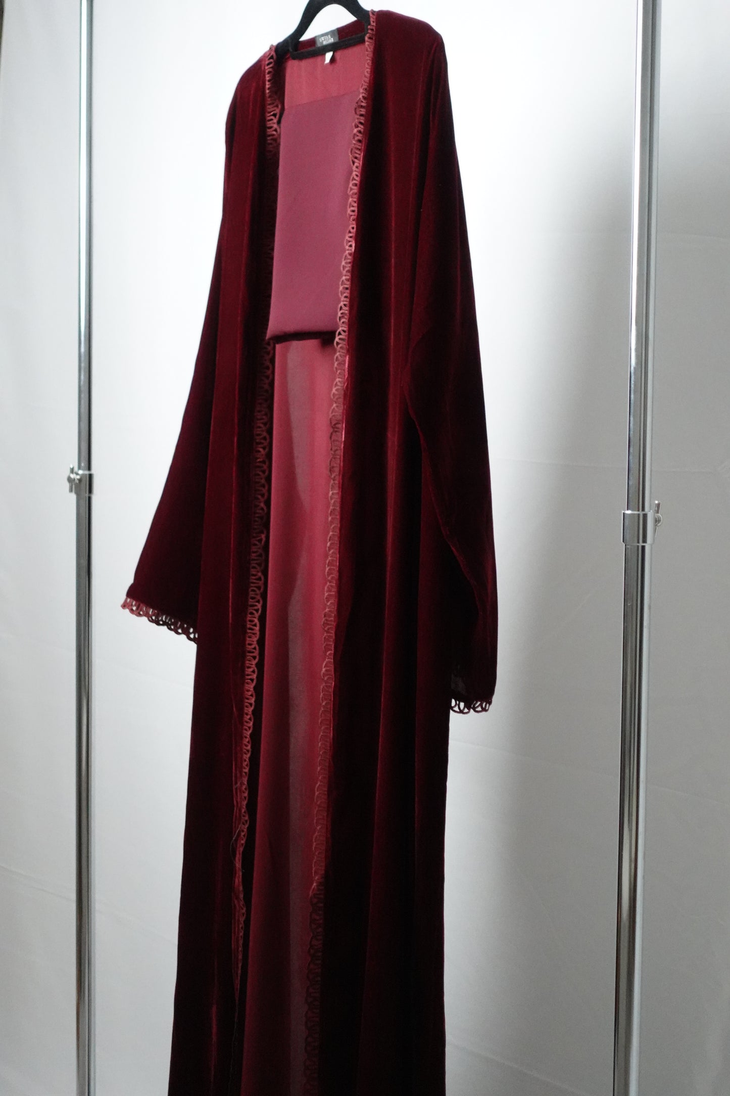 Velvet open abaya “Dark Red”